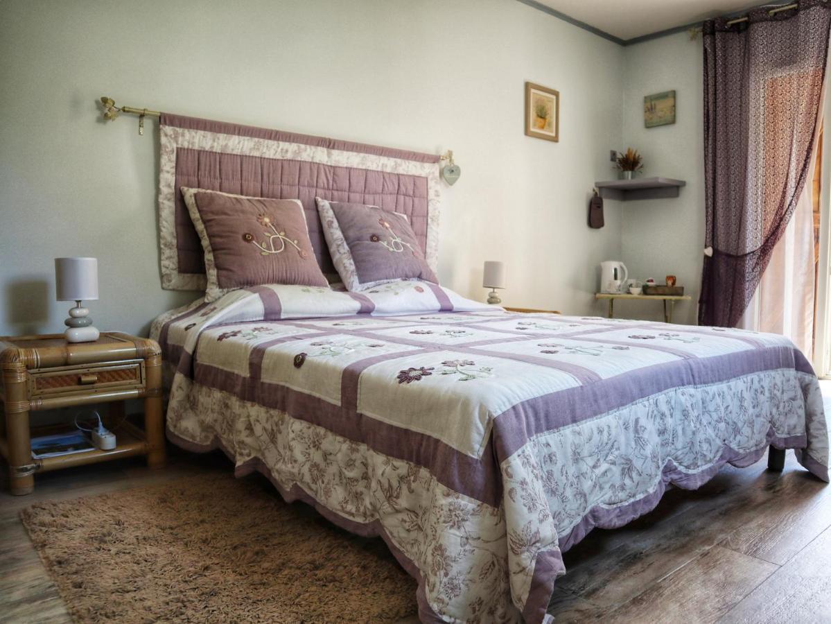 Le Jardin Des Selves Bed & Breakfast Draguignan Exterior photo
